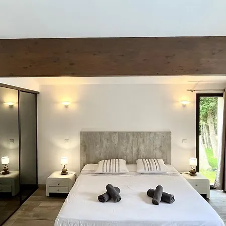 De Luxe Carubba Piscine Bain A Remous Balneo Bonifacio Nyaraló